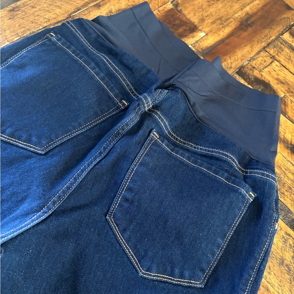 Old Navy Women's Dark Blue Jeggings - Picture 4 of 7